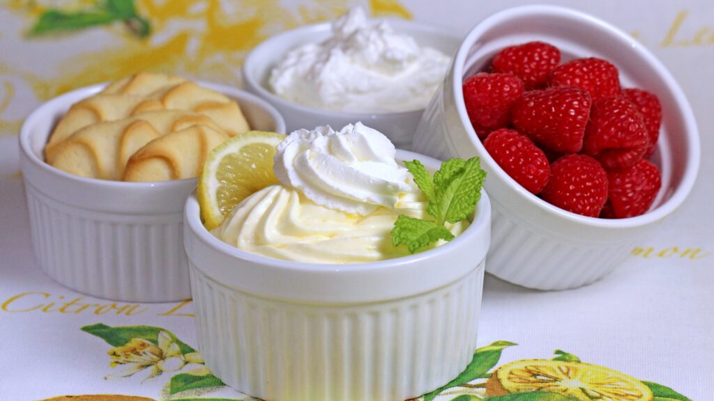 cake_cookies_dessert_raspberry_berry_lemon_93440_3840x2160